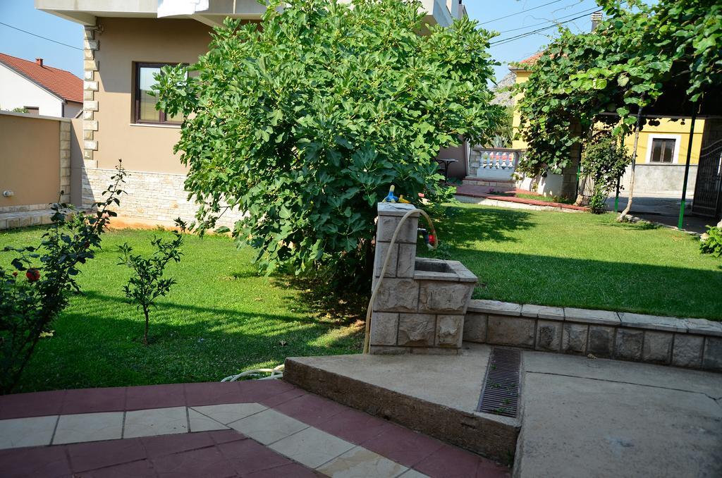 Apartments Leo Trebinje Quarto foto